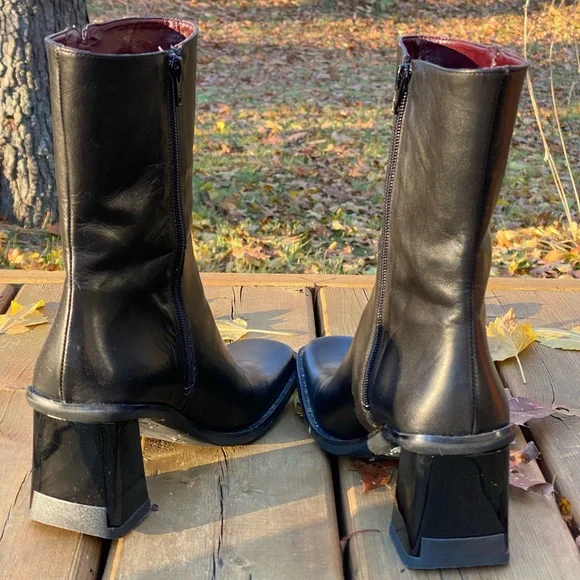 Black leather boots made in Romania. - Picture 2 of 5